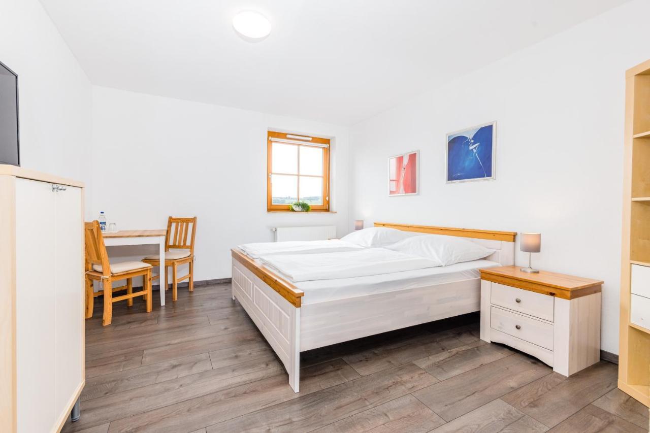 Der Bradler Bed and Breakfast Ebhausen Exterior foto